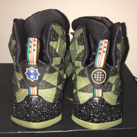 Lebron’s - Picture 2 of 4